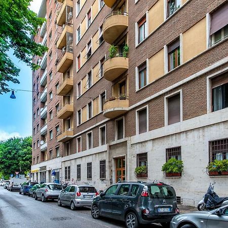 Alessandro A San Pietro Best Bed Rome Exterior photo