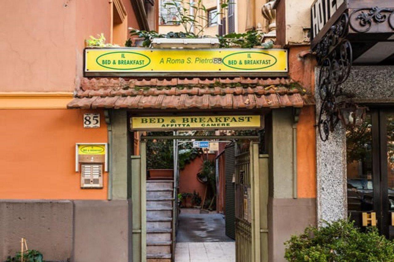 Alessandro A San Pietro Best Bed Rome Exterior photo